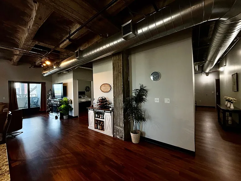 520 Seneca St — Photo 33
