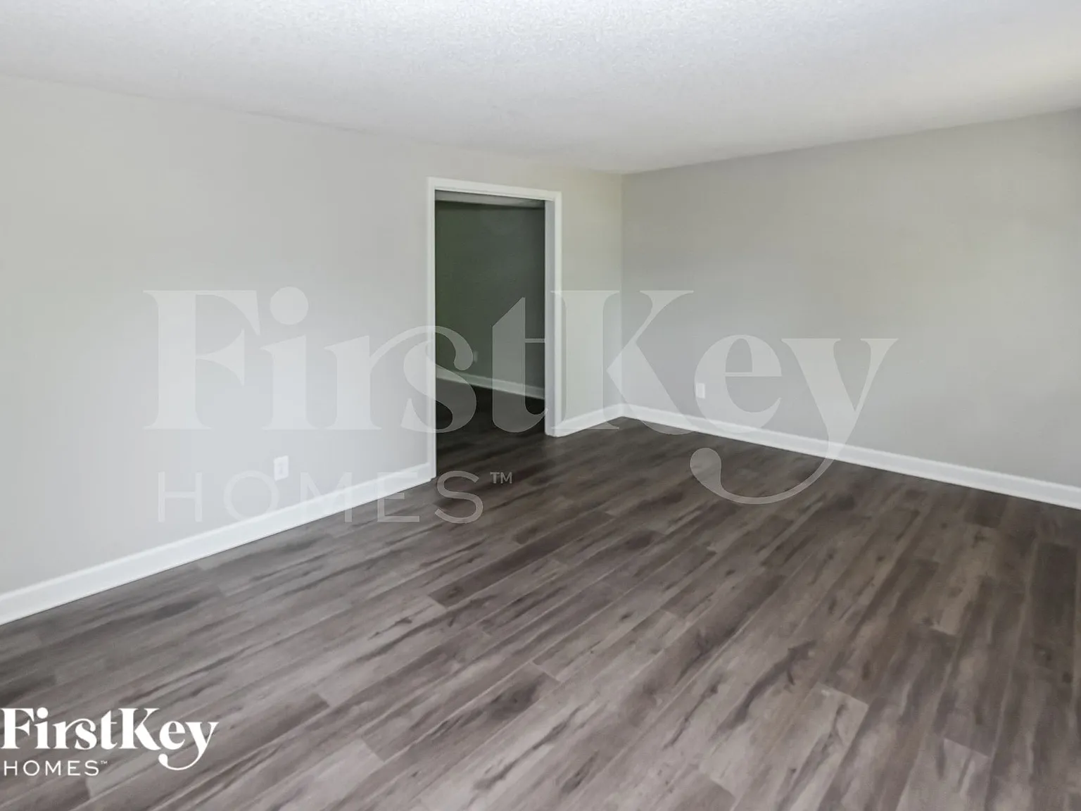 3 bed, 2.5 bath, 1975 sqft, $2,285 — Photo 4