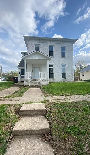 223 E Church St #B Photo 1