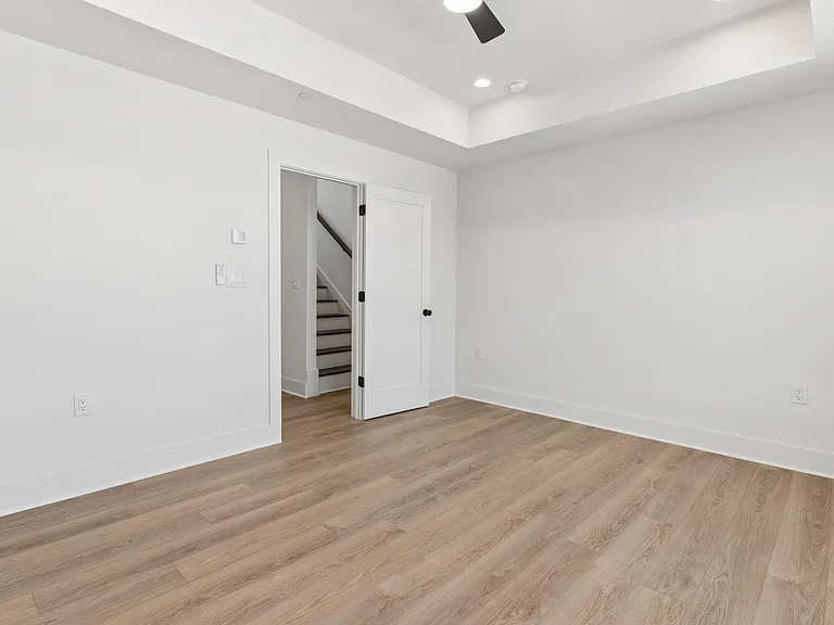 2202 N Carroll Ave #102 — Photo 43