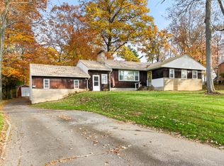 671 Mayer Dr, Mansfield, OH 44907