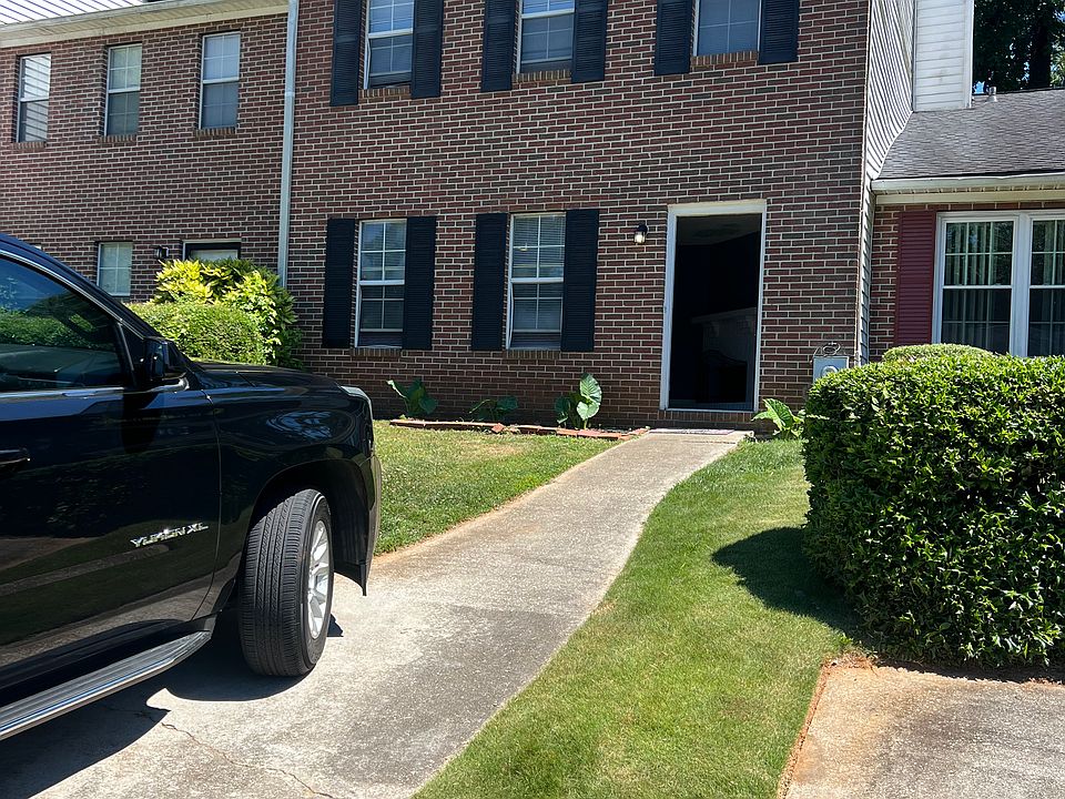 1st image of 769 Joseph Cub Dr