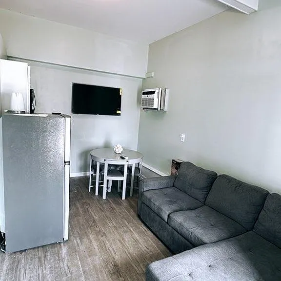 7150 Woodside St — Photo 23