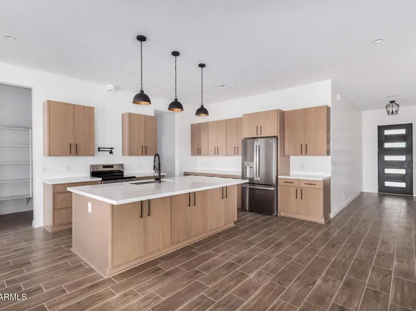 28309 N 220th Drive, Wittmann, AZ 85361