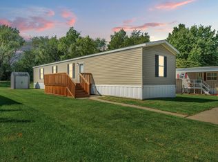 175 SE Willow Way, Topeka, KS 66609