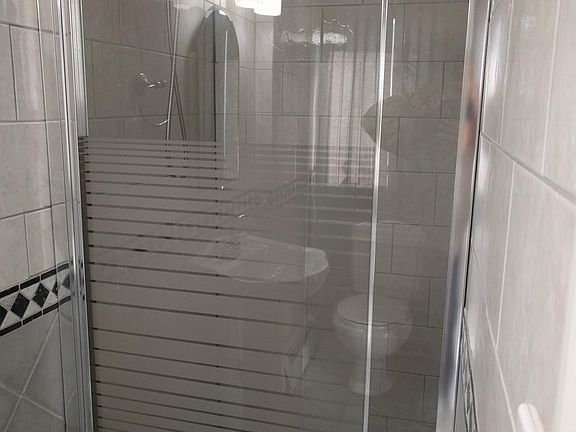 Bathroom 1 of 2