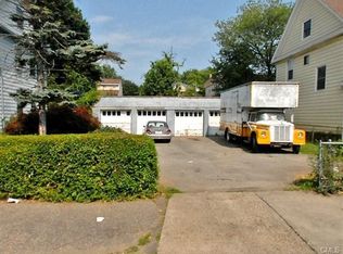 54 5th St, Bridgeport, CT 06607