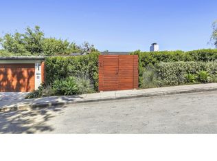 3824 Carnavon Way, Los Angeles, CA 90027
