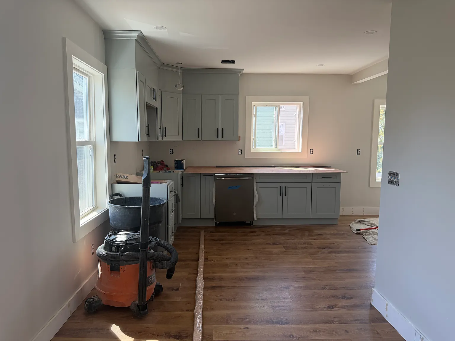 3 bed, 1720 sqft, $2,000 — Photo 4