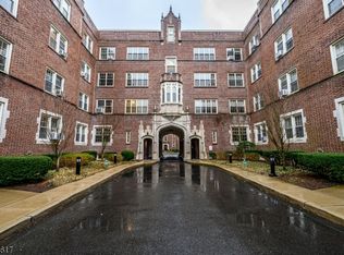 133 Summit Ave, Summit, NJ 07901