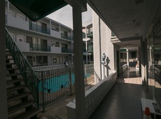 Chateau Gardens, Los Angeles, CA 90057