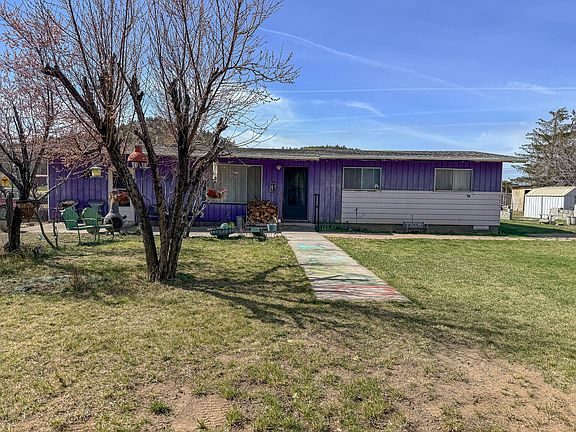 2nd image of 2153 NE Sunset View Ln
