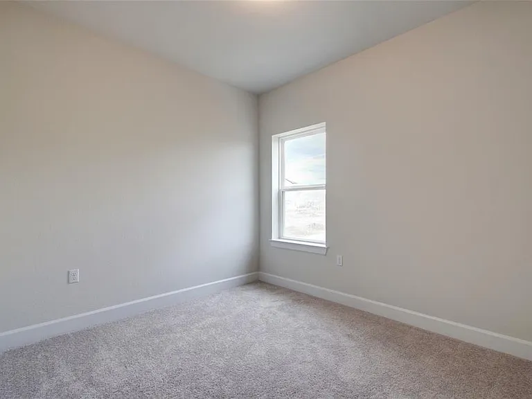 2910 Zach Scott St — Photo 17