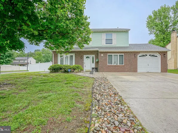 30 Edinburgh Rd, Blackwood, NJ 08012