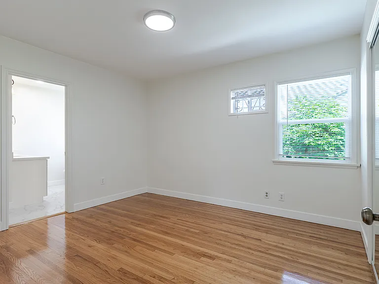 801 Elm Ave #A — Photo 8
