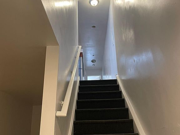 5th image of 2303 N Park Ave #2