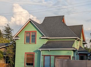 1306 N Garden St, Bellingham, WA 98225