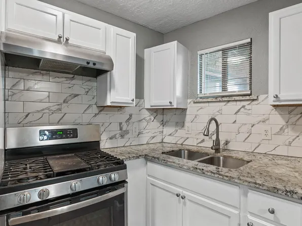 4811 Oakland St, Houston, TX