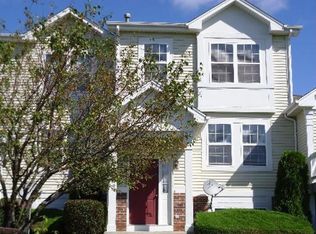 162 Holiday Ln, Hainesville, IL 60073