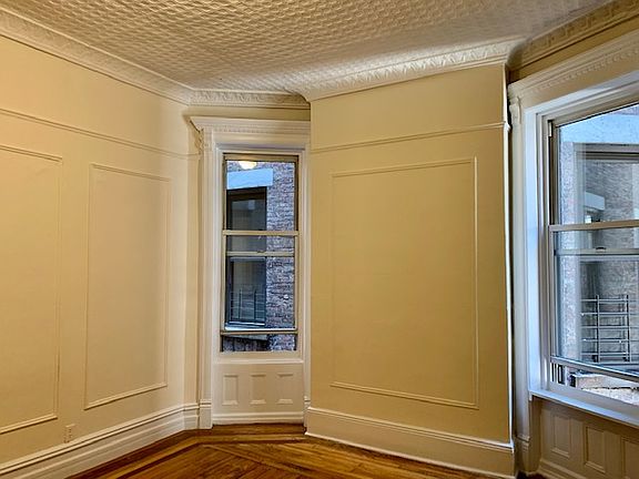 5th image of 76 W 82nd St APT 3B
