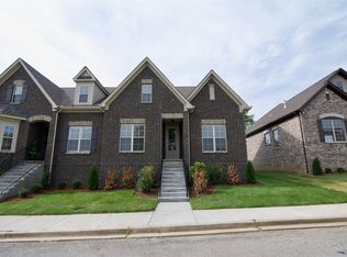 1083 Cavaletti Cir E, Gallatin, TN 37066
