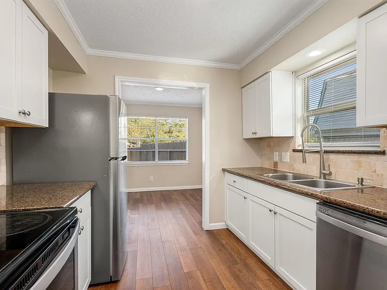 20361 Fieldtree Dr — Photo 9
