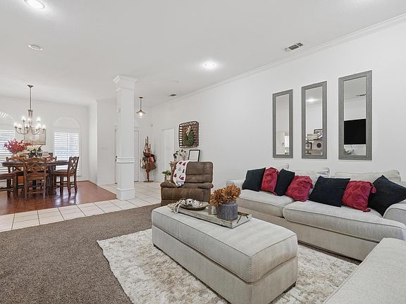 5th image of 1633 Morris Ave