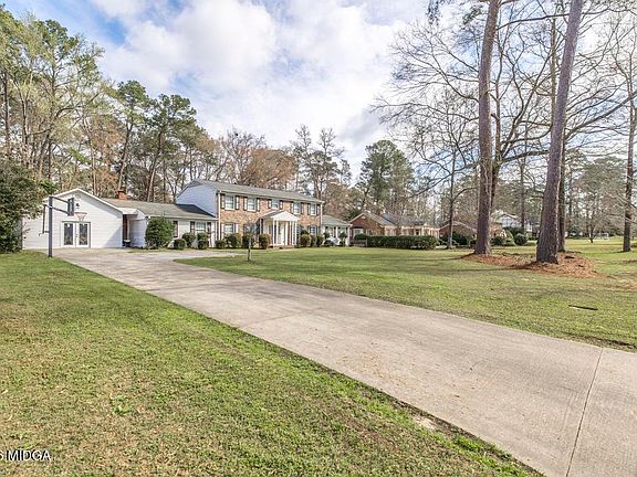 2nd image of 4759 Oxford Rd