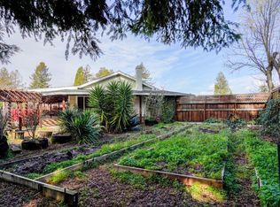 525 Lorraine Ct, Santa Rosa, CA 94928