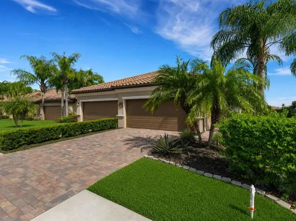 6619 Candlestick Dr, Bradenton, FL 34212