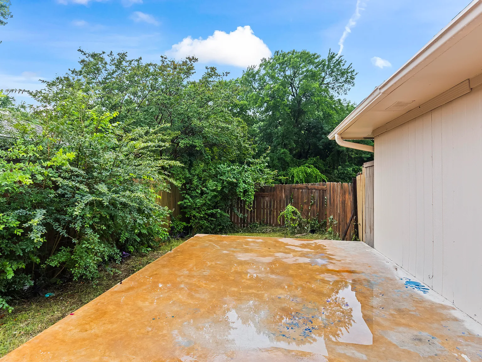4 bed, 1657 sqft, $2,195 — Photo 4