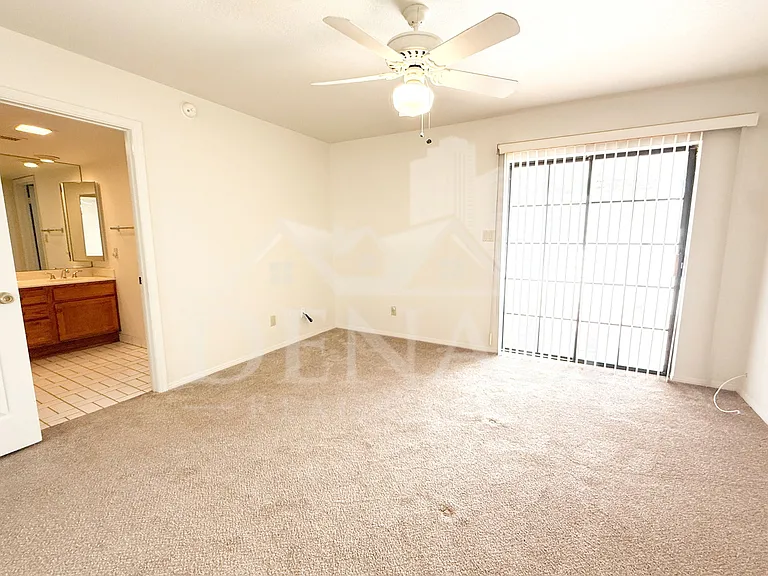 15076 N Escondido Dr #A — Photo 13