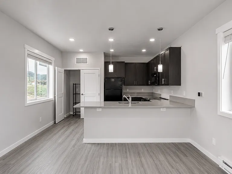31 Diamond View Ln — Photo 2