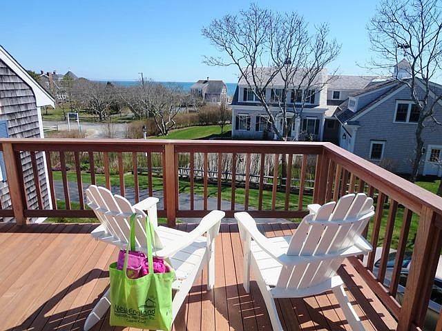 Roof Top Deck with Views