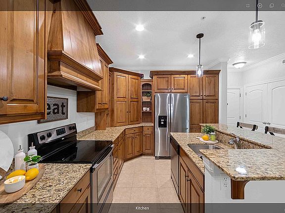 5th image of 983 W 1055th St N Unit 801