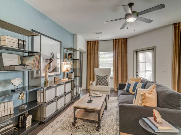 The Hadley Riverside