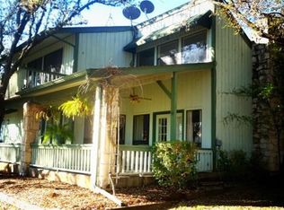 328 Coventry Rd, Spicewood, TX 78669