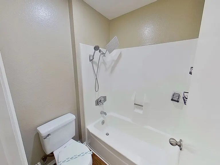 401 Beach Blvd - El Pueblo Apartments — Photo 43