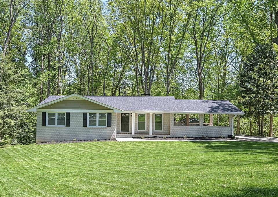 1st image of 3885 Redbud Ct SE