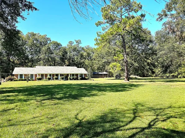 464 Cane Bend Dr, Haughton, LA 71037