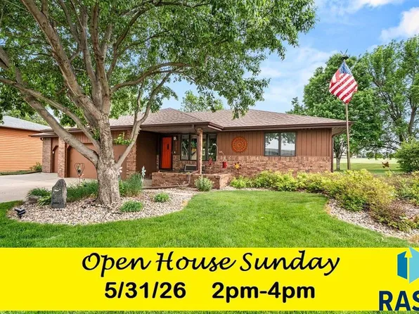 6105 W Oscar Howe Cir, Sioux Falls, SD 57106