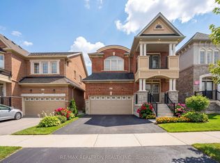 10 Neilly Ter, Bradford West Gwillimbury, ON