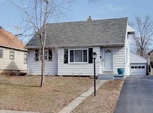 824 Timberman Rd, Columbus, OH 43212