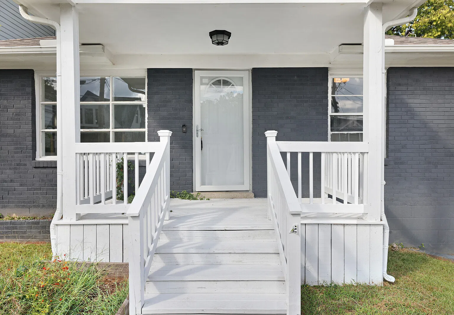 3 bed, 1310 sqft, $2,900 — Photo 3