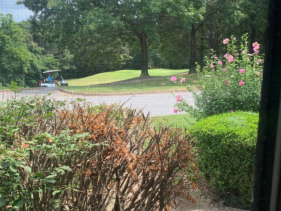1st image of 35 Fairway Dr