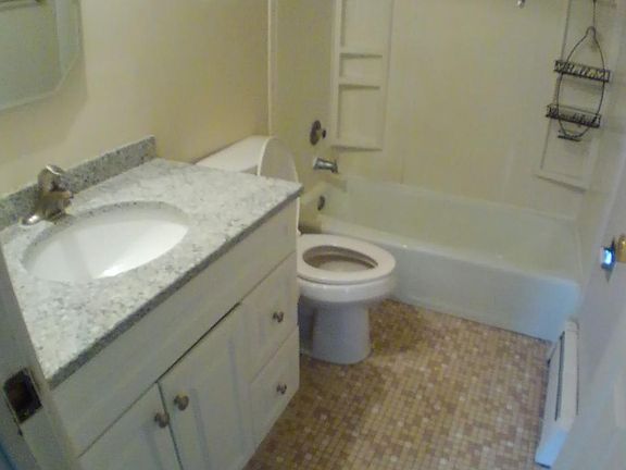 5th image of 12818 Hill Dr #11