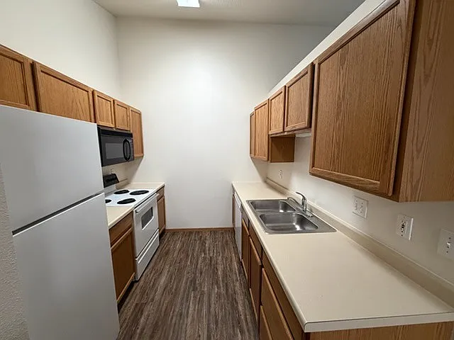 Wheatland Place Apartments — Photo 5