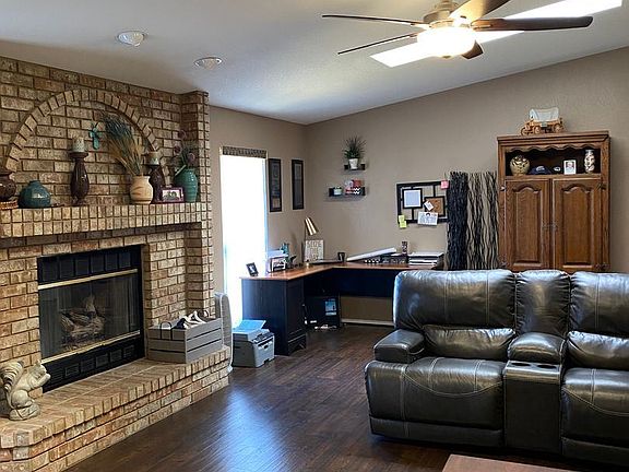 4th image of 3015 Mission Arch Dr