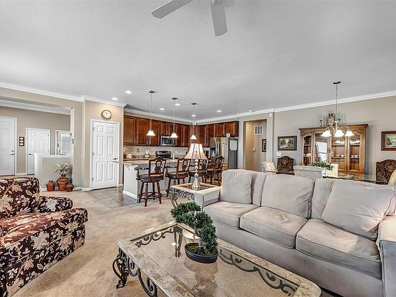 5th image of 12682 Meadowlark Ln