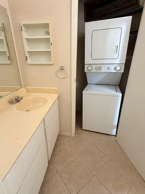 1 bed, 1.0 bath, 420 sqft, $800 — Photo 4